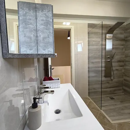 Relax Apartment Maleme