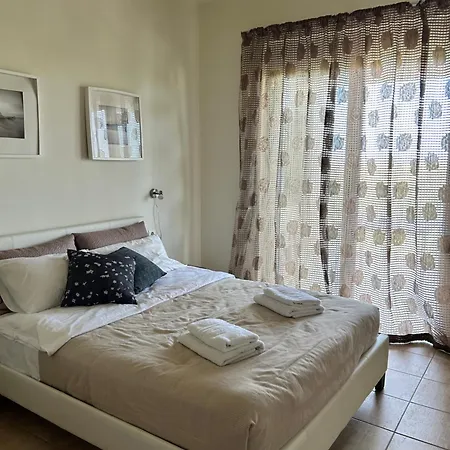 Relax House Apartment Maleme (Crete)